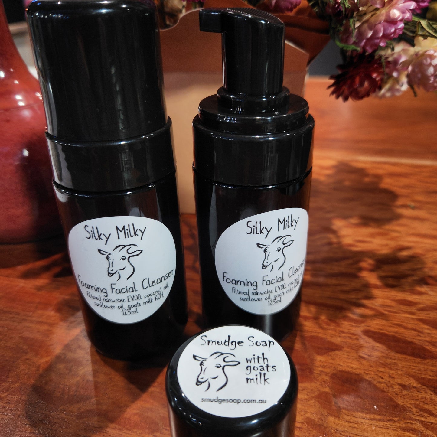 Foaming Facial Cleanser with goatsmilk